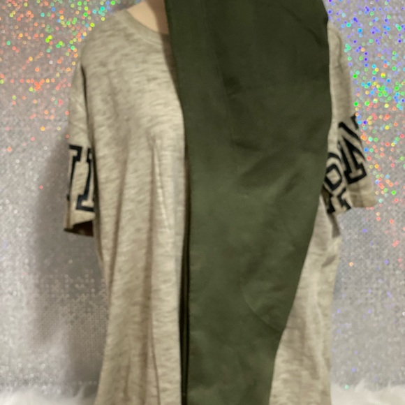 💚Victoria Secret Tee & High Waisted Active Leggings Set 💚 - Picture 6 of 13